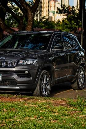 JEEP COMPASS 1.3 T270 TURBO FLEX LONGITUDE AT6